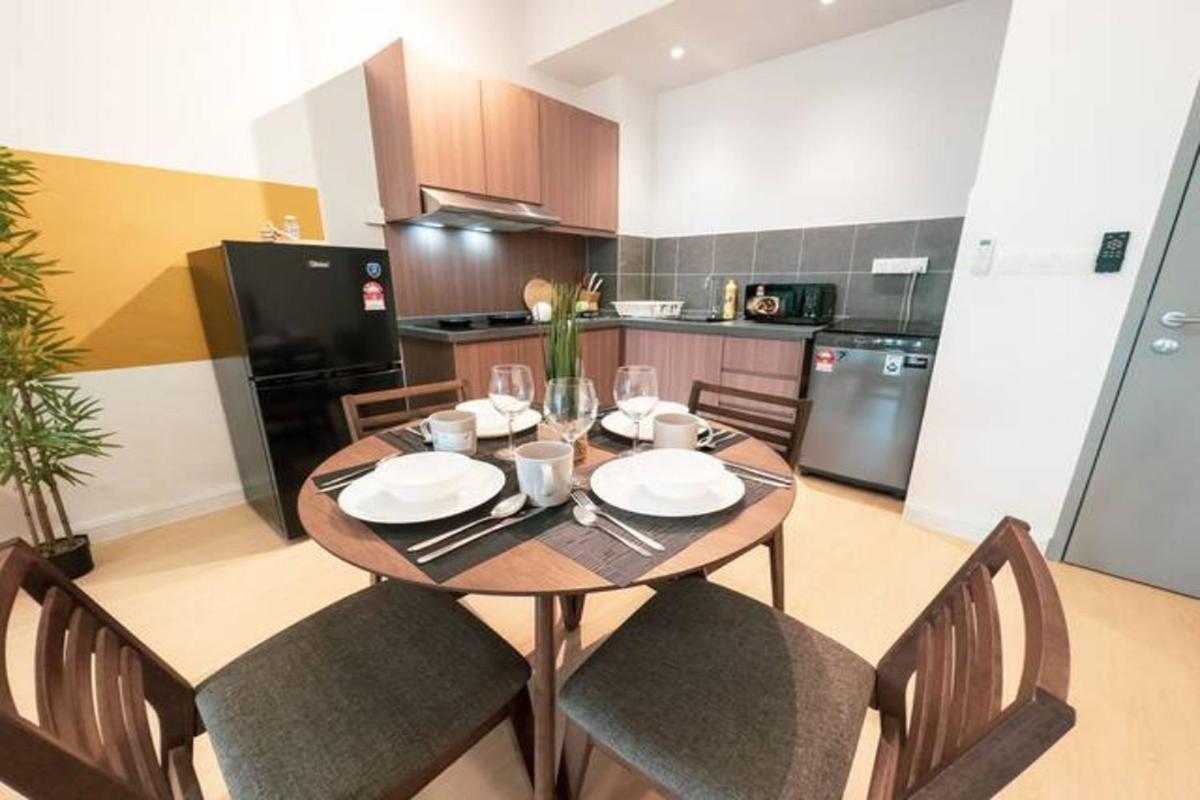 Netizen Cozy Suite By Guestonic Cheras Bagian luar foto
