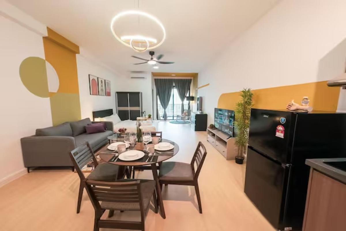 Netizen Cozy Suite By Guestonic Cheras Bagian luar foto